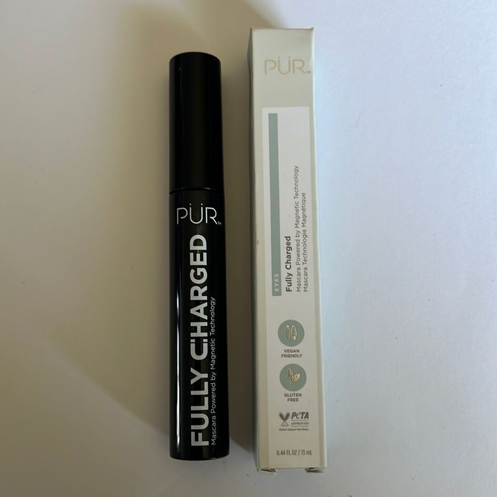 PÜR Fully Charged Mascara Powered by Magnetic Technology